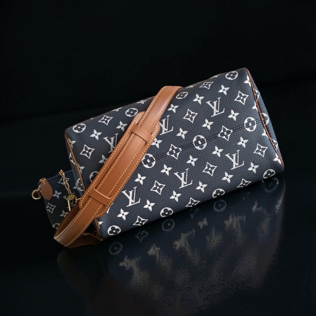 Speedy P9 Bandouliere 30 Handbag