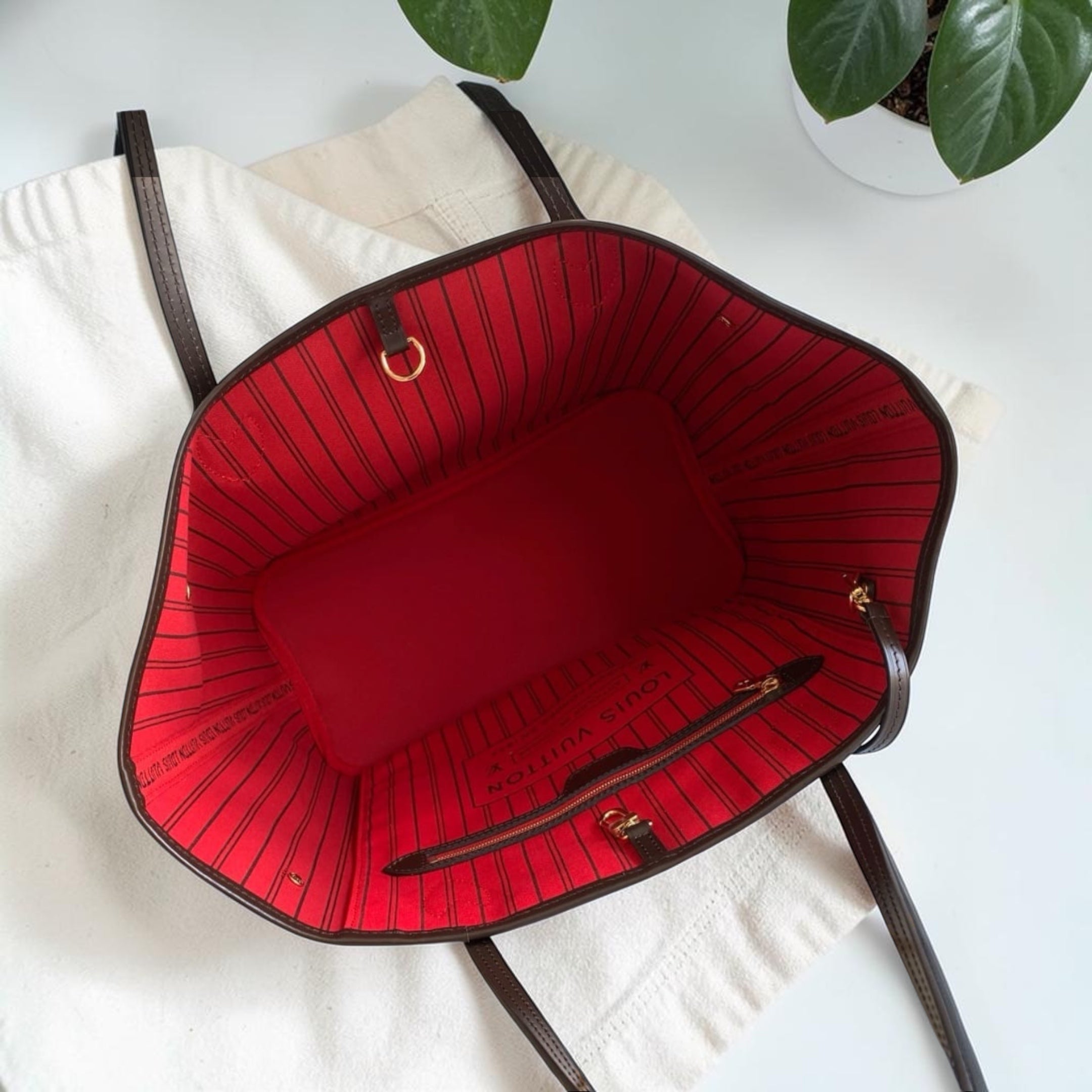 The NeverFull MM Tote Handbag